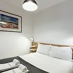 Downtown Bairro Alto Διαμέρισμα *