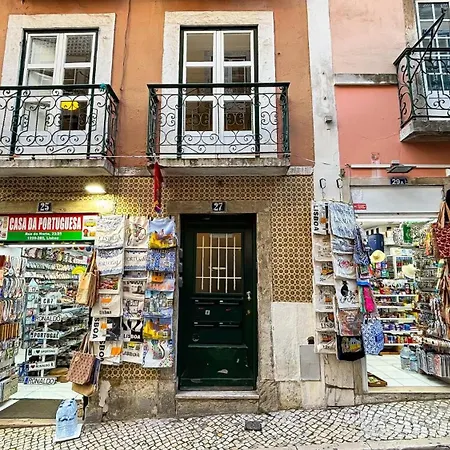 Downtown Bairro Alto * Lissabon